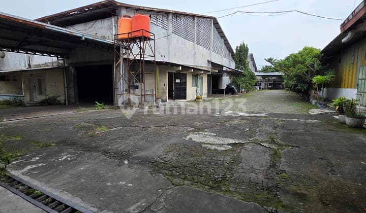 Mau Cari Gudang Strategis Luas dengan Harga Terjangkau?