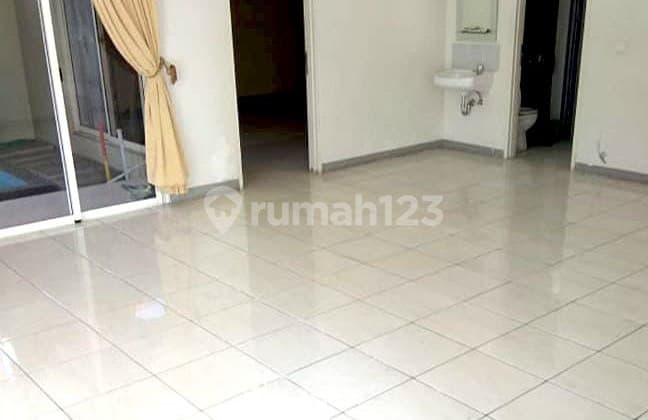 Price Drop 750 Million! Quick Sale House Land Area Count with Building Bonus in Kota Baru Parahyangan