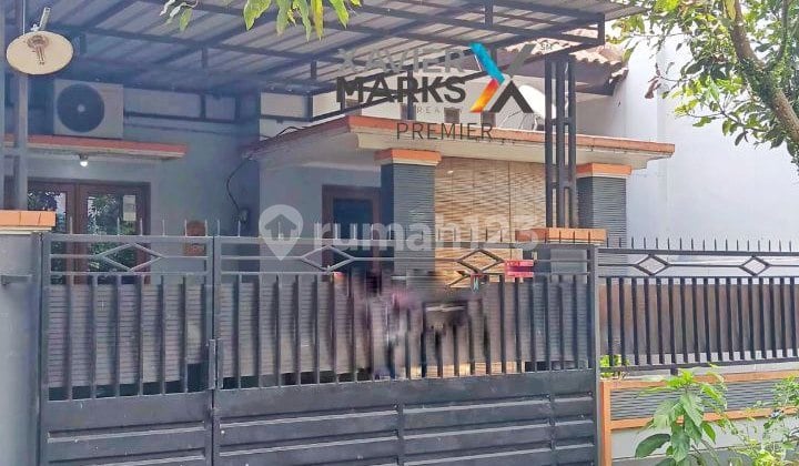Rumah 2lantai, Siap Huni, Terawat, Tengah Kota, Titan Asri, Sulfat, Malang