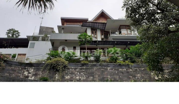 Rumah Villa Supermewah Siap Huni, Tidar, Kota Malang