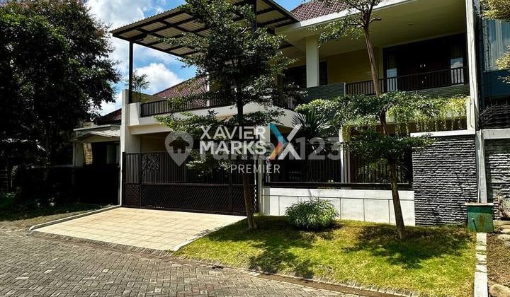 Rumah Konsep Villa, Mewah, Siap Huni, View Golf, Araya, Malang