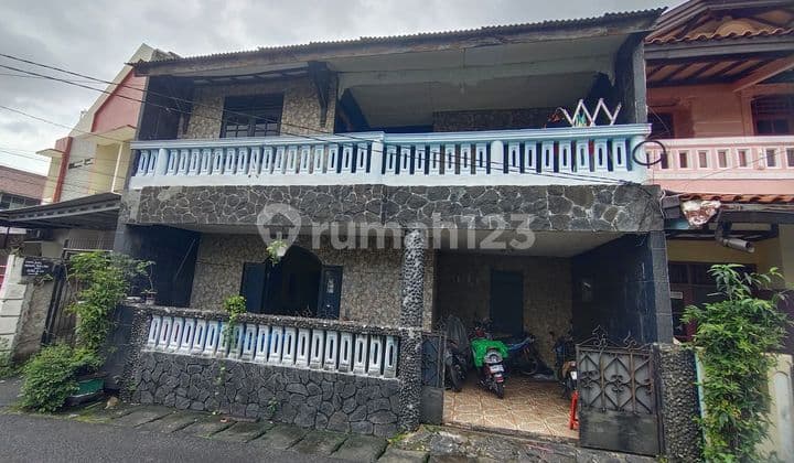 Rumah Kos Akses 2 Mobil Selangkah ke Jalan Raya Deket Kokas Mall