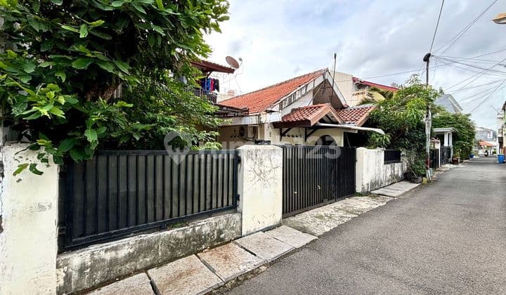 17 Juta Permeter! bisa Dibelah 2, Cocok Utk Investor ( Tebet Barat )