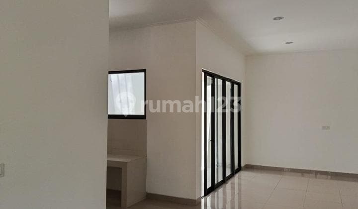 Disewakan Rumah Milenial Pantai Indah Kapuk 2