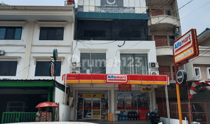 SUPER HOT Ruko Lokasi Strategis AJB Harga Miring Di Tanjung Duren