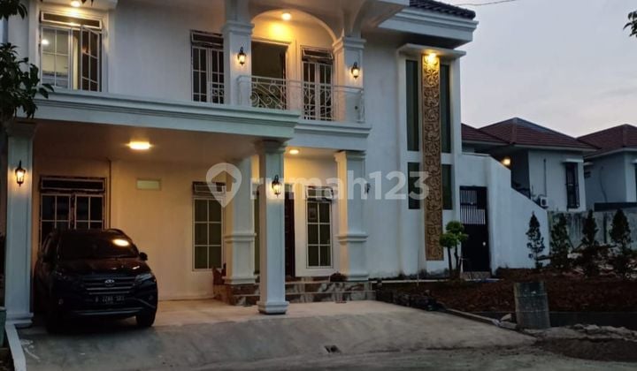 For Sale Luxury And Nice House In Lippo Cikarang Cluster Taman Simprug