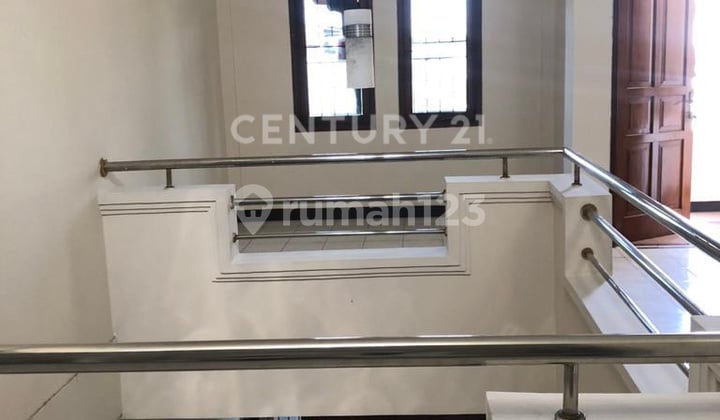 For Rent: 2-Story House Ready to Occupy Antapani Bandung