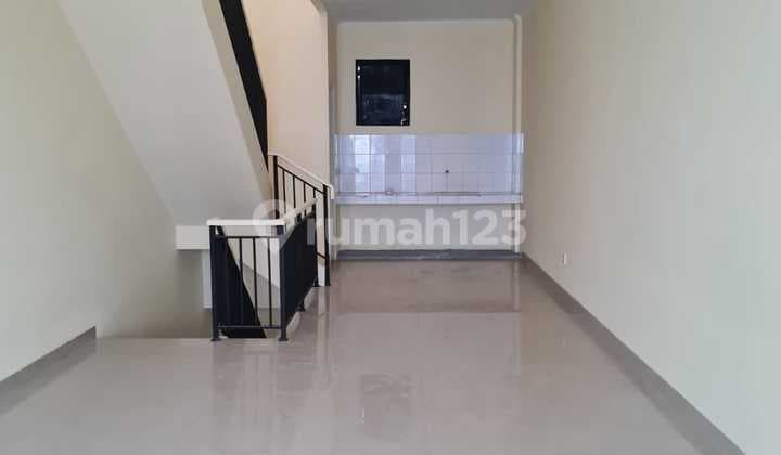 Ruko Puri Gardena 3 Floors