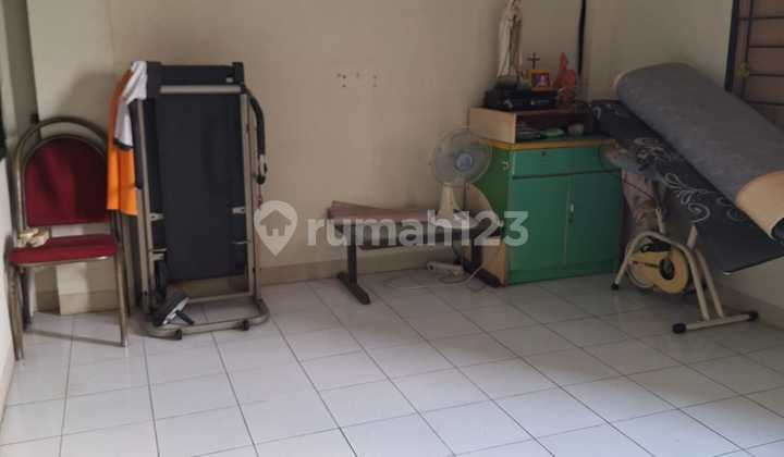 Di Jual Ruko di Karang Tengah Dua Lantai Setengah Shmtangerang