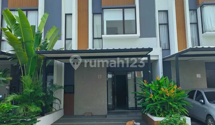 For Rent: Two-Storey House, Ocalis Cluster, Metland Puri