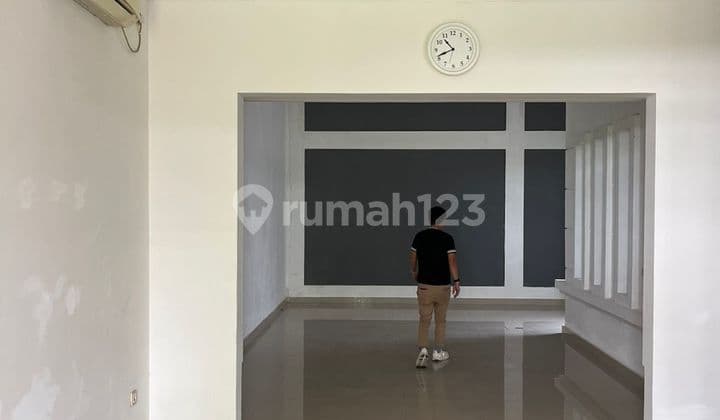 Di Sewa di Cluster Eropa Glc Dua Lantai Sewa 09 Juta