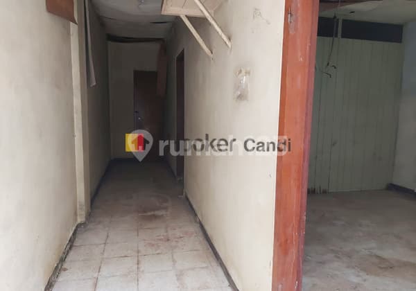 Shop House in Jagalan, Semarang