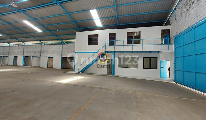 Warehouse for Sale/Rent in Gatot Subroto Industrial Area Semarang. Sale price