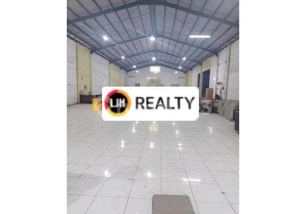 Rumah + Gudang di Brigjen Sudiarto Pedurungan Semarang