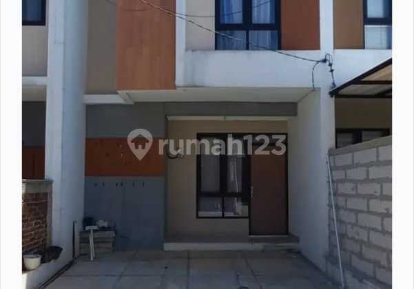 Dikontrakan Rumah 2 Lantai di G-Land Ciwastra