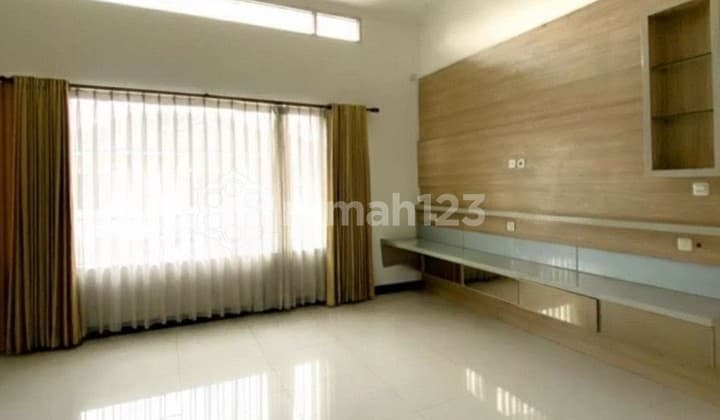 Dijual dan Disewakan Rumah Hook Dekat Pasirluyu