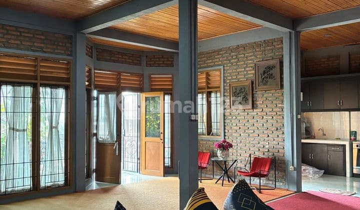 Dijual Villa Luas Daerah Cibiru Bandung
