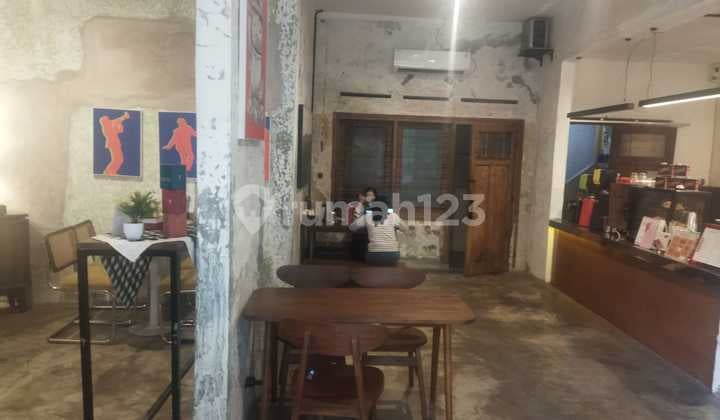 Rumah Pinggir Jalan Utama Cocok Sekali untuk Usaha / Bisnis Daerah Ciateul