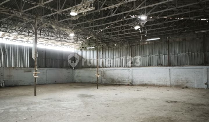 Warehouse Near Airport Toll Access. Suitable for Production.