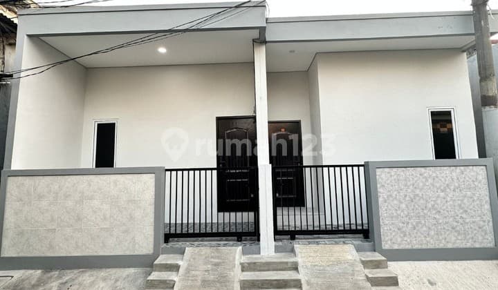 Warakas. Rumah Sederhana. 1 Lantai.