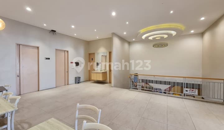 Jual / Sewa Ruko Area Prime. Cocok untuk Kantor Resto Cafe Showroom