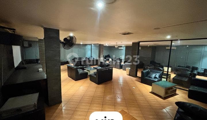 Disewakan Ruang Usaha Kramat Jati. Cocok Untuk Kantor,cafe,salon.