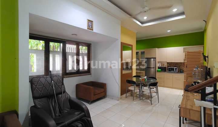 Sunter Agung. Rumah 2 Lantai. Siap Huni.