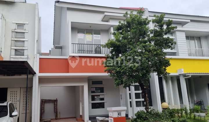 Rumah Bagus 2Lt 3 + 1 Kt Sdh Renov Bebas Banjir