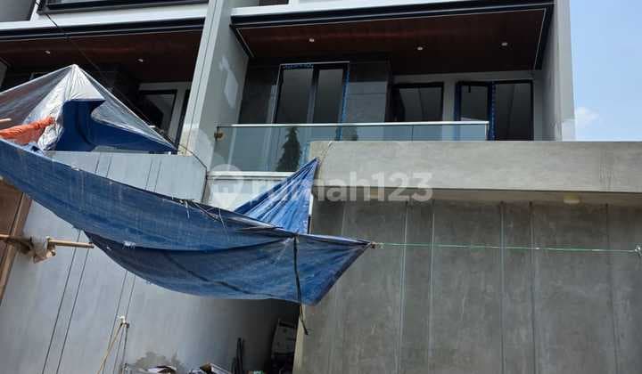 BRAND NEW Rumah Bagus SHM Sunter, Jakarta Utara