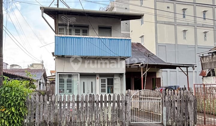 Siap Huni, Rumah, 2 Lantai, SHM, bisa KPR,