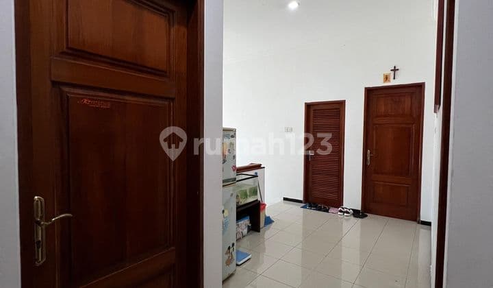 Rumah Jual Lokasi Gatot Subroto
