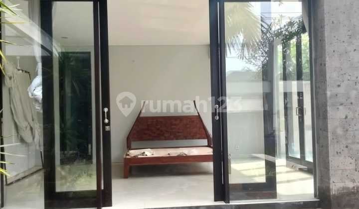 Villa for Sale in Pererenan Location
