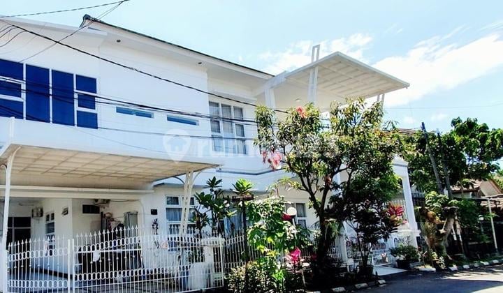 Dijual Rumah Mewah di Komplek Sanggar Hurip Soekarno Hatta MURAH!