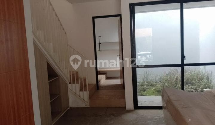 Dijual Rumah Siap Huni 2Lantai 3Kamar Furnished bisa KPR Take Over Bebas Banjir Akses Tol Dekat Mall O8 Grand Wisata Tambun Bekasi