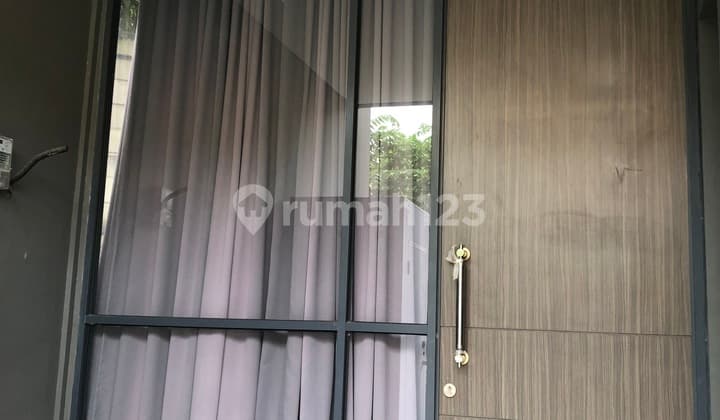 Disewakan Ruko Rukan Rumah 2 Lantai 3 Kamar Siap Huni Furnished Dekat Mall Akses Tol Garden Hous Grand Wisata Tambun Bekasi