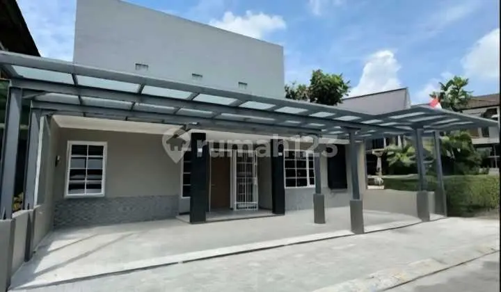 Rumah Minimalis Siap Huni di Singgasana Pradana Bandung