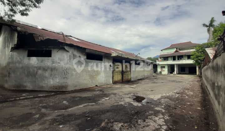 Gudang Murah 2 Lantai Area Luas di Jendral Sudirman Cirebon
