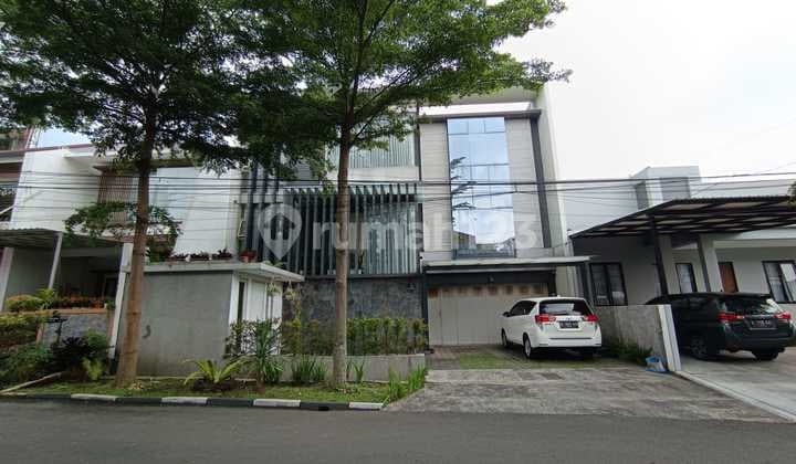 Rumah Mewah Siap Huni Premium di Mekarwangi Bandung