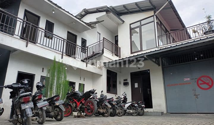 Strategic Warehouse and Office in Daraulin Margaasih Bandung