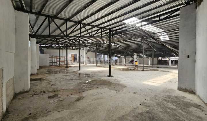 Gudang Besar Siap Pakai Strategis di Mainroad Padalarang
