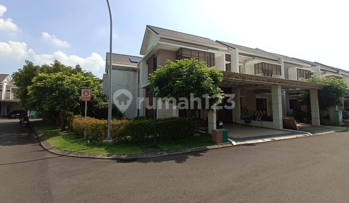 Rumah Hoek Cluster Burgundy Summarecon Bekasi