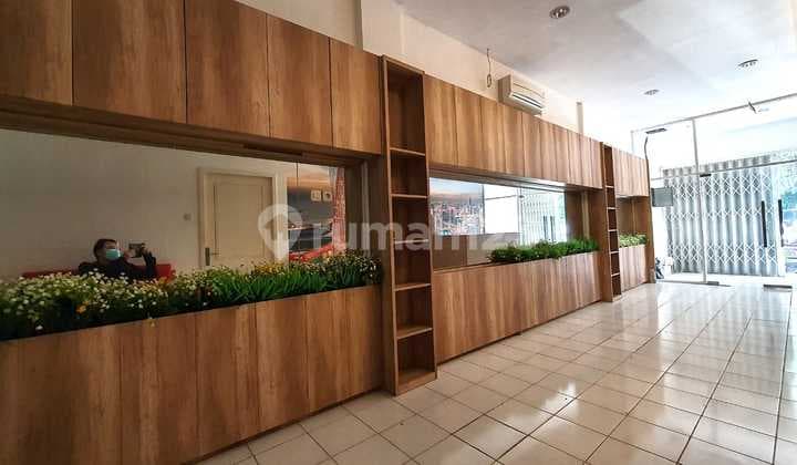 Ruko Gandeng 5 LT Bagus SHM Lokasi Strategis bisa Utk Mini Hotel