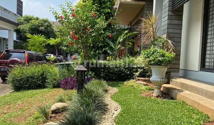 Rumah 2 Lantai Semi Furnished Shm Di Emerald Bintaro Tangsel