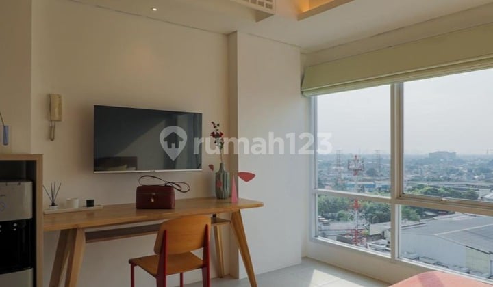 Apartment 1 BR Furnished Dkt Stasiun KRL Apt. Altiz Bintaro