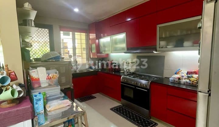 Nice House Semi Furnished SHM Puri Bintaro, South Tangerang
