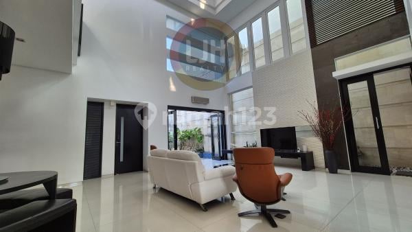 Rumah Super Mewah Design Khusus di Bukit Gading Mediterania Kelapa Gading Jakarta Utara