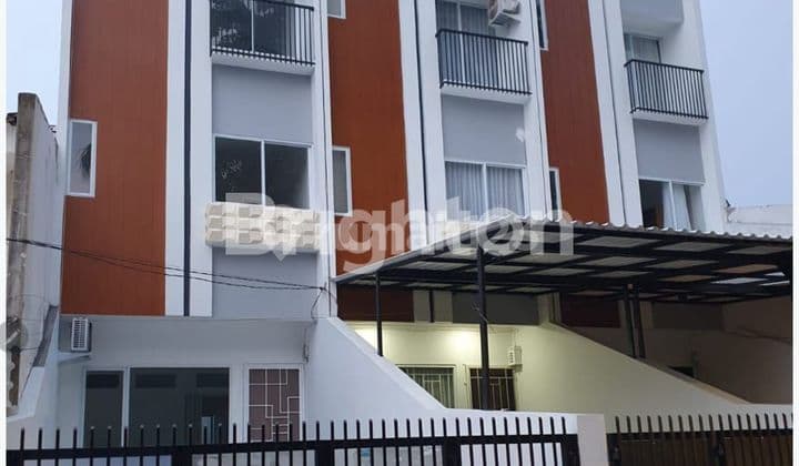 NEW READY-TO-OCCUPY 3-STORY HOUSE IN DURI KEPA