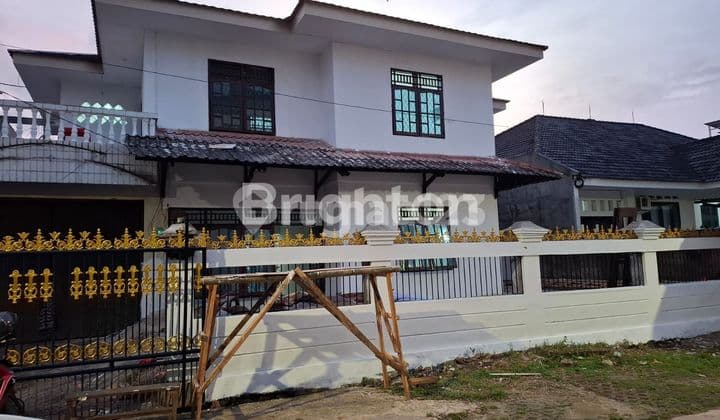 READY TO OCCUPY 2-STORY HOUSE IN ULUJAMI