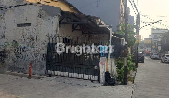 RUMAH 2 LANTAI AMPERA