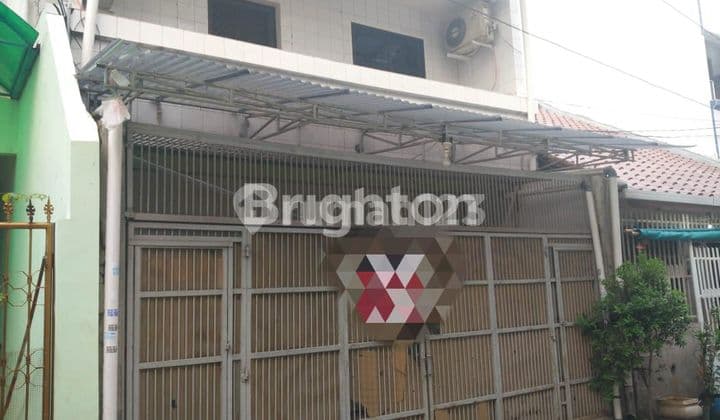 RUMAH SIAP HUNI 2 1/2 LANTAI GLODOK